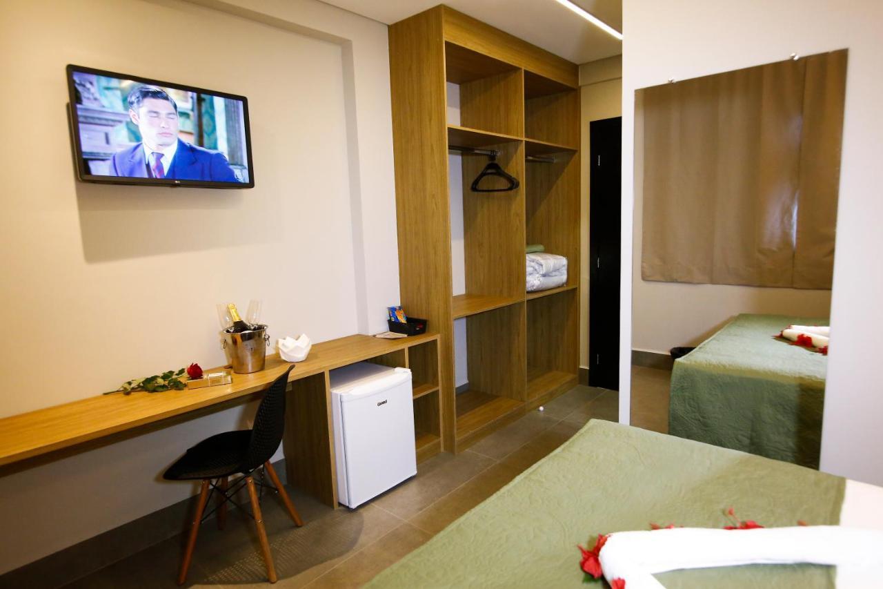 Neo Park Hotel Maringá Buitenkant foto